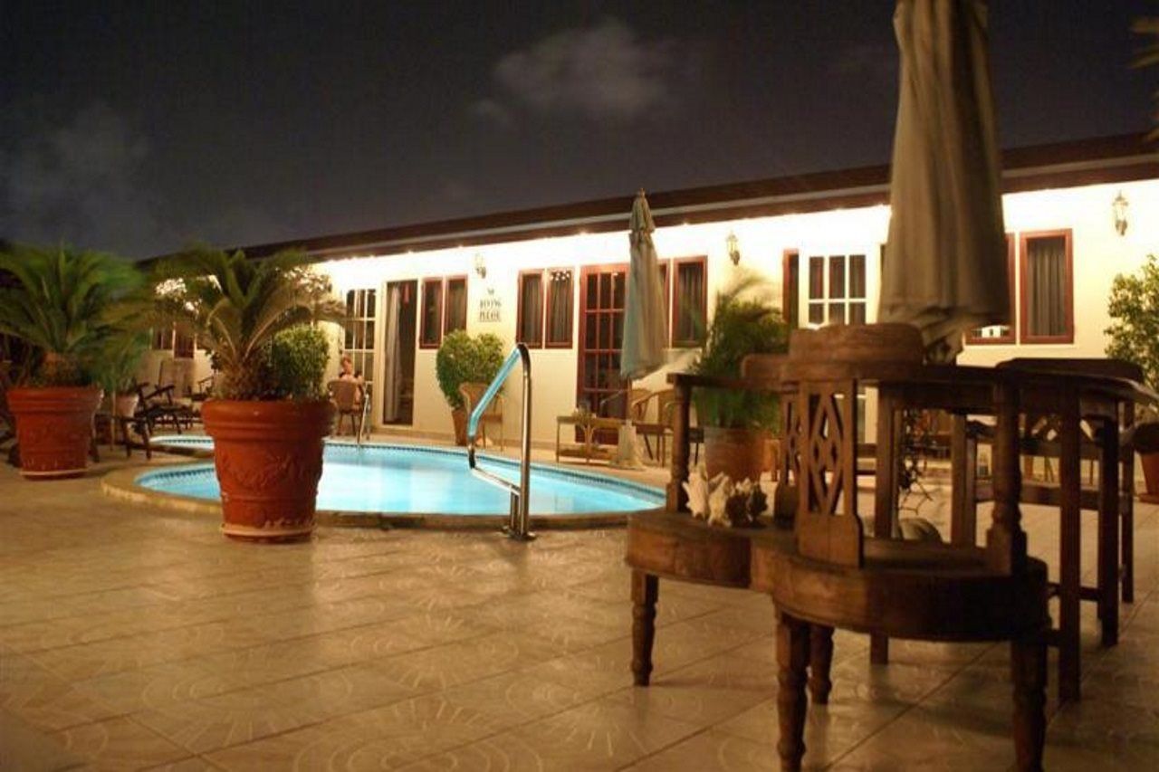 Aruba Harmony Apartments Oranjestad Buitenkant foto